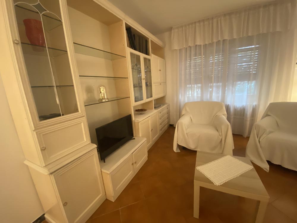 Appartamento piano terra con corte privata Riccione Alba