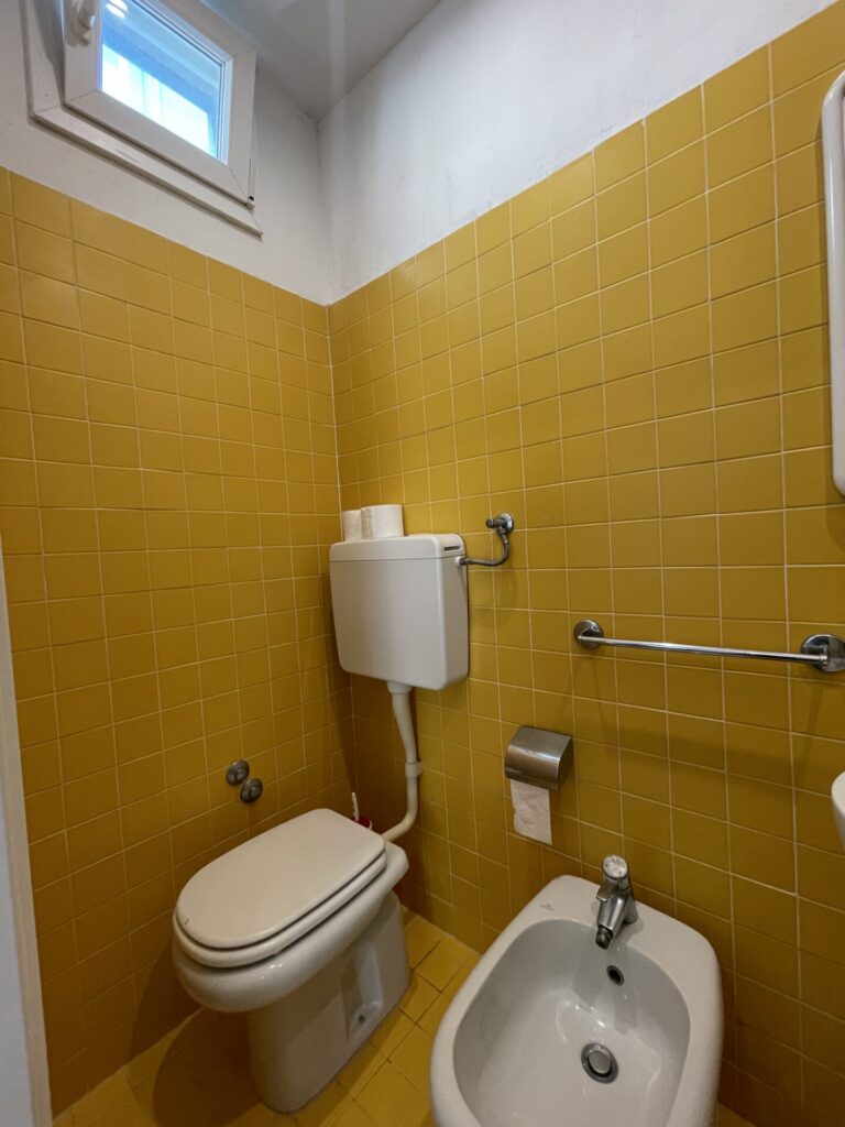 Ampio appartamento con depandance Riccione Alba