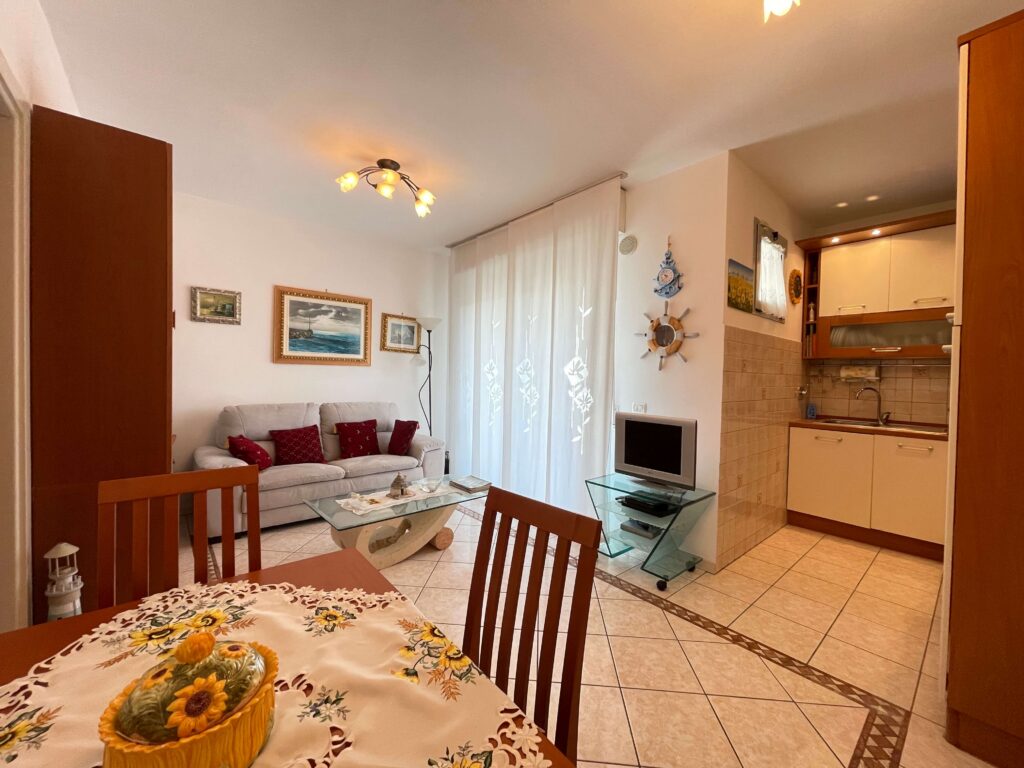 Trilocale Affitto annuale zona Marano Riccione