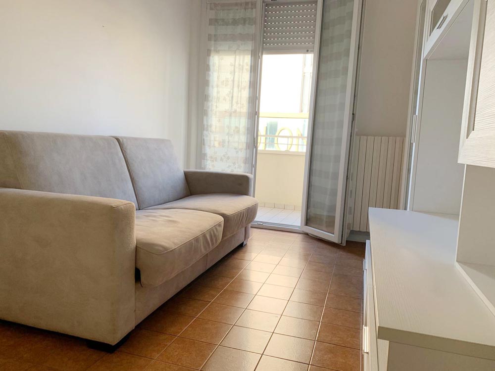 Vista mare con posto auto