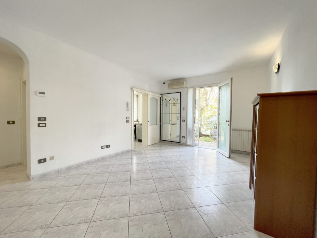 Ampio appartamento con depandance Riccione Alba