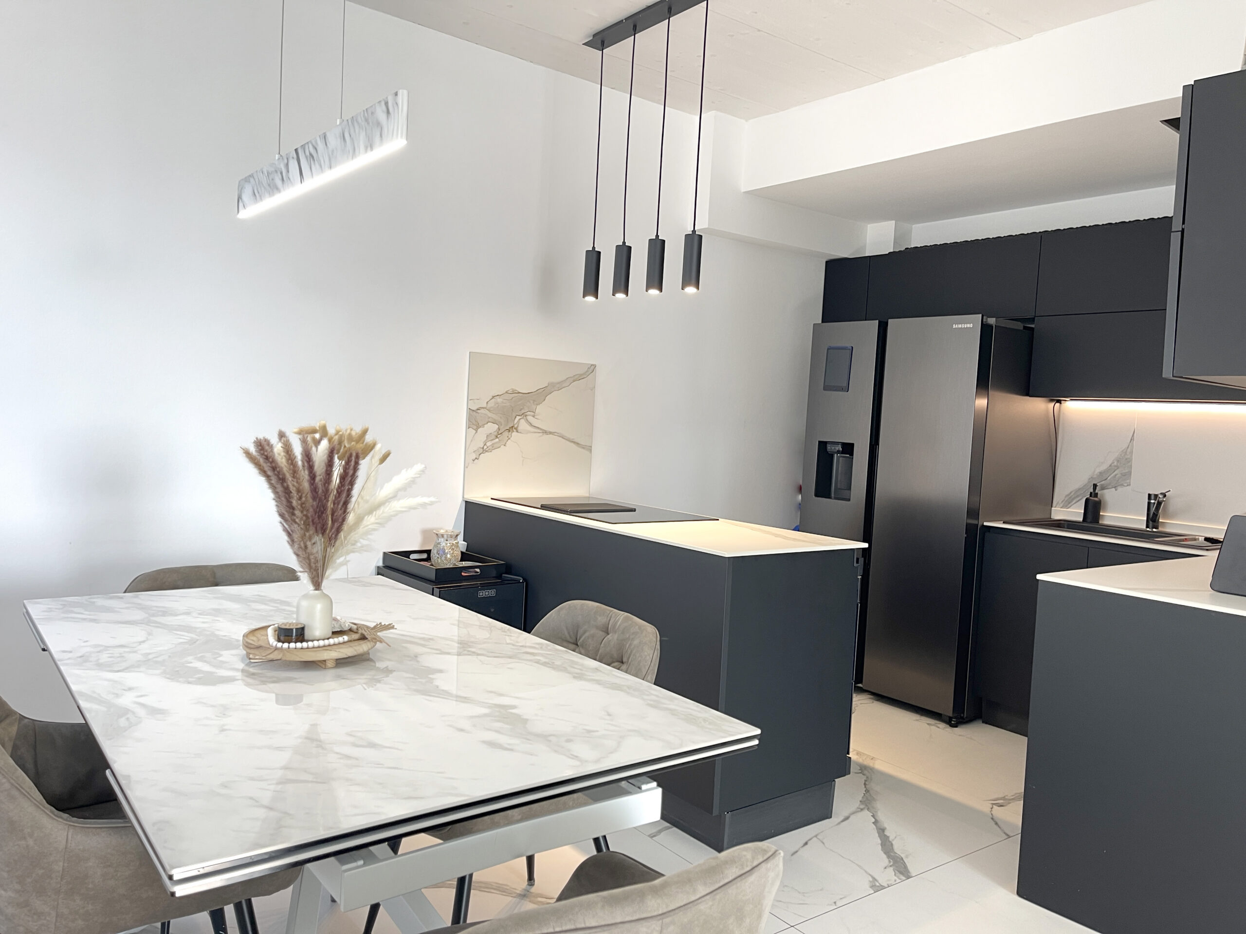 Appartamento NUOVO con giardino Misano monte con due posti auto