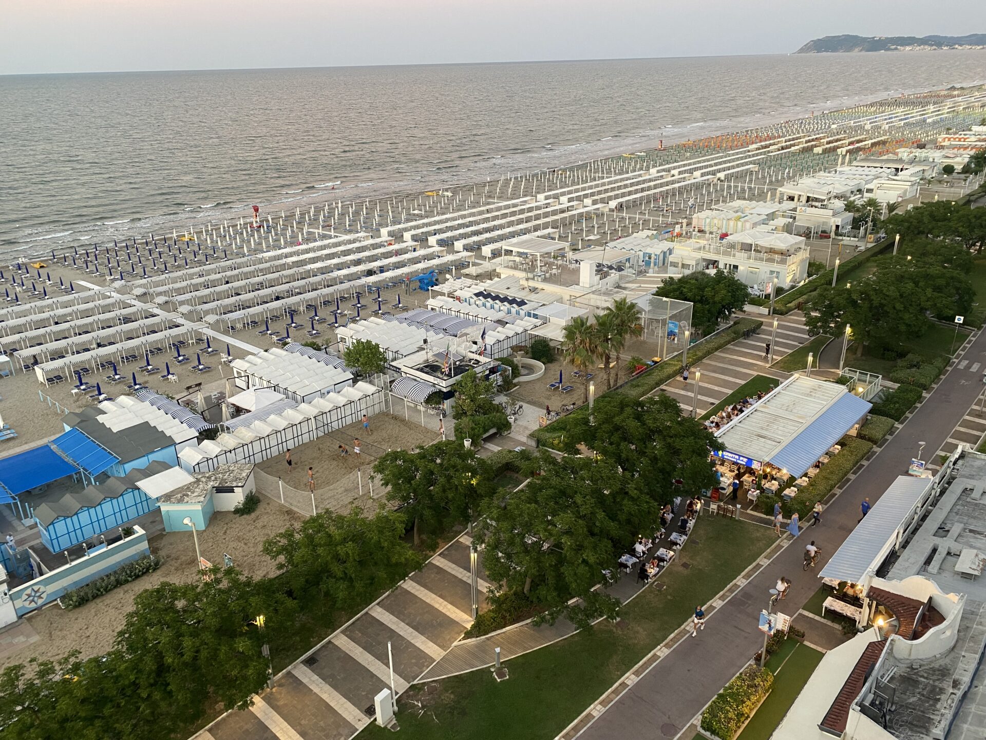 Hotel 3 stelle in vendita a Riccione Abissinia